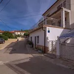In - Island Krk 35825 Vrbnik (Primorje-Gorski Kotar)