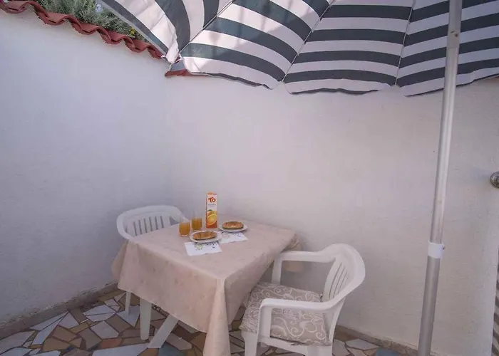 In - Island Krk 35825 Appartement *